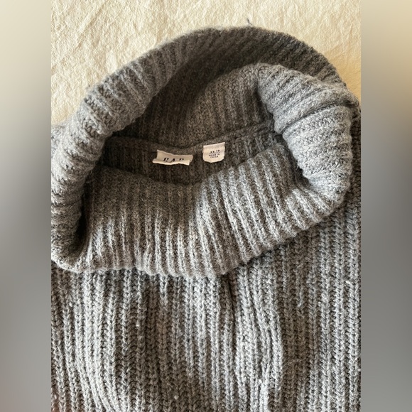 Knit Mock Neck Tunic - Picture 2 of 3